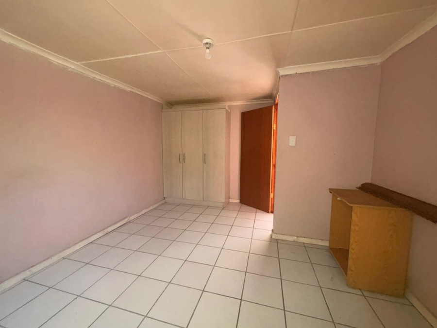 5 Bedroom Property for Sale in Dorchester Heights Eastern Cape